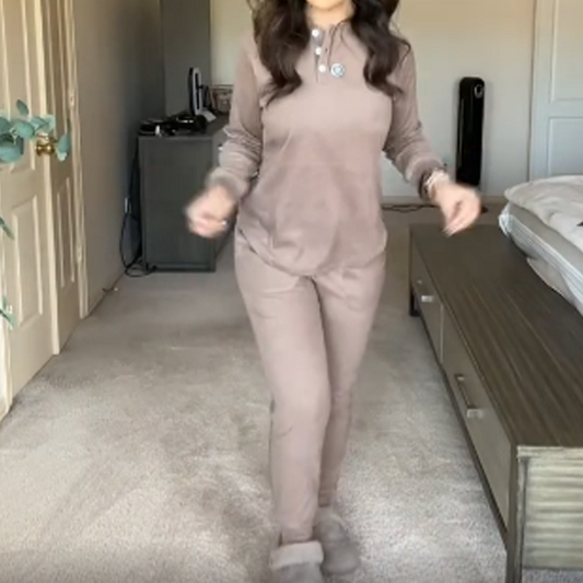 Women's Long Sleeve Pullover Top & Pants Set